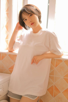老师你裙子能再穿短一点吗